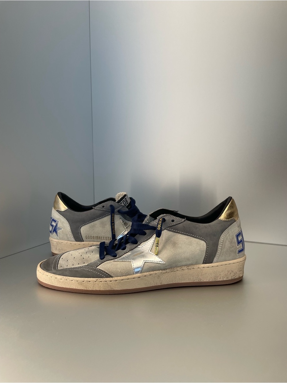 Golden Goose Men's Gray & Silver Low-Top Sneakers with Navy Laces